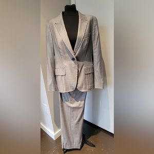 Escada grey suit - size 42